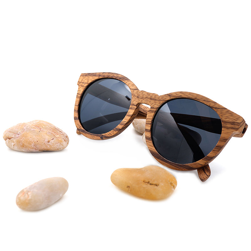 Wooden eco-friendly men's sunglasses